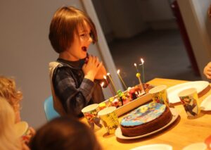 activités anniversaire enfant à domicile
