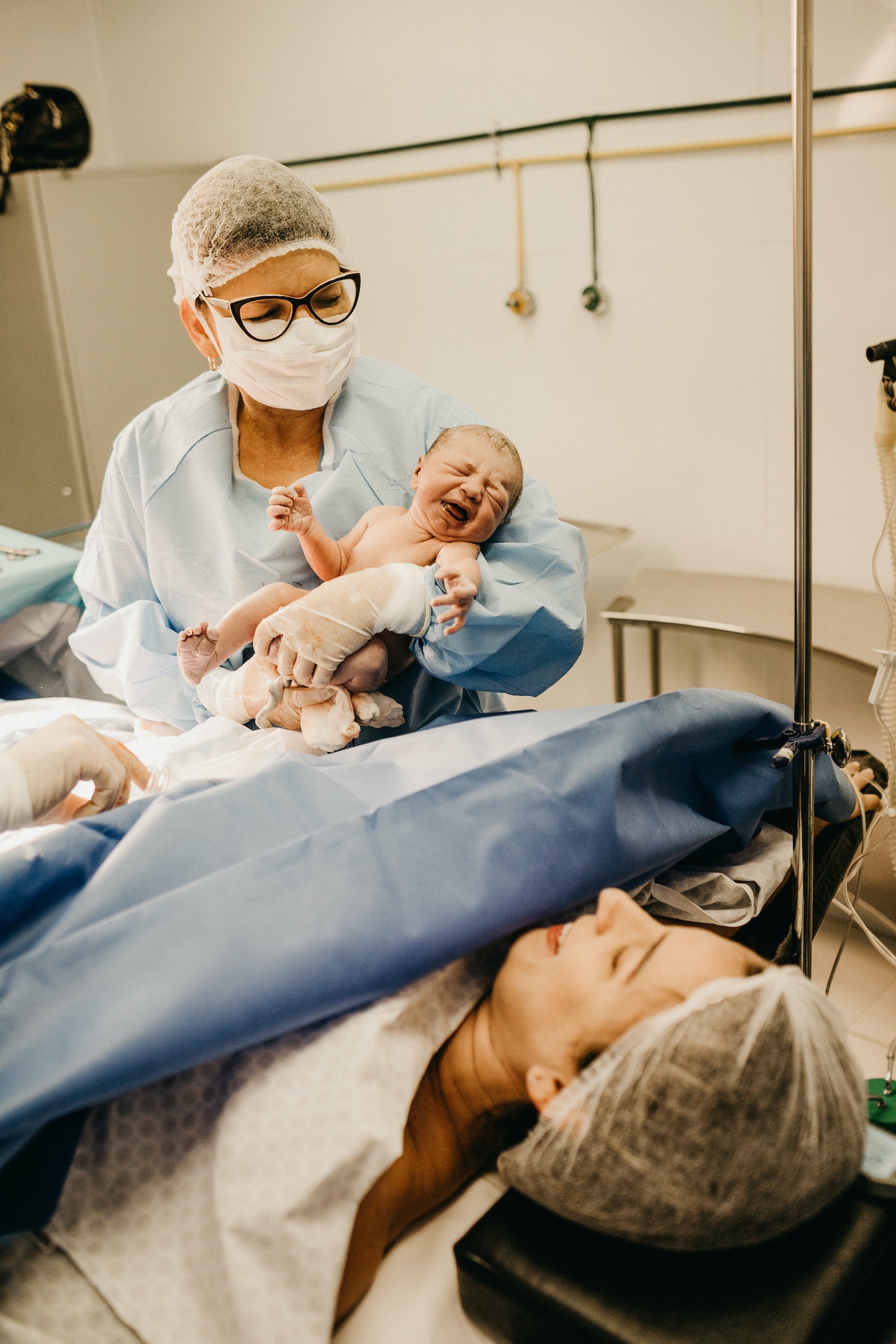 Elles ont eu une césarienne leurs conseils aux futures mamans — free download