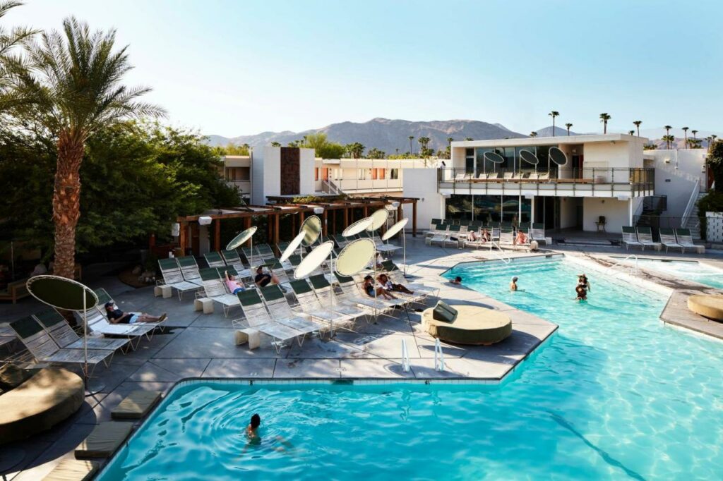 piscine du Ace Hotel Palm Springs
